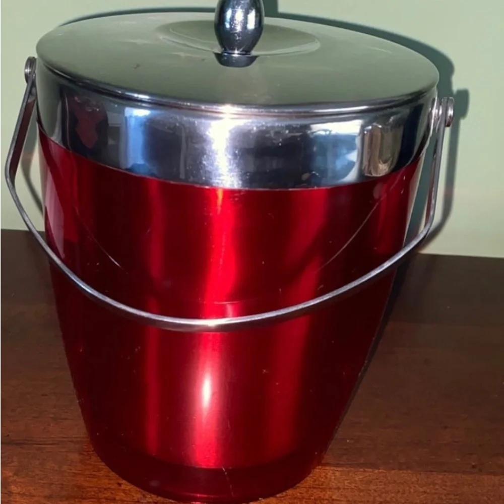 Vintage Classic Retro Red Ice Bucket With Chrome Lid